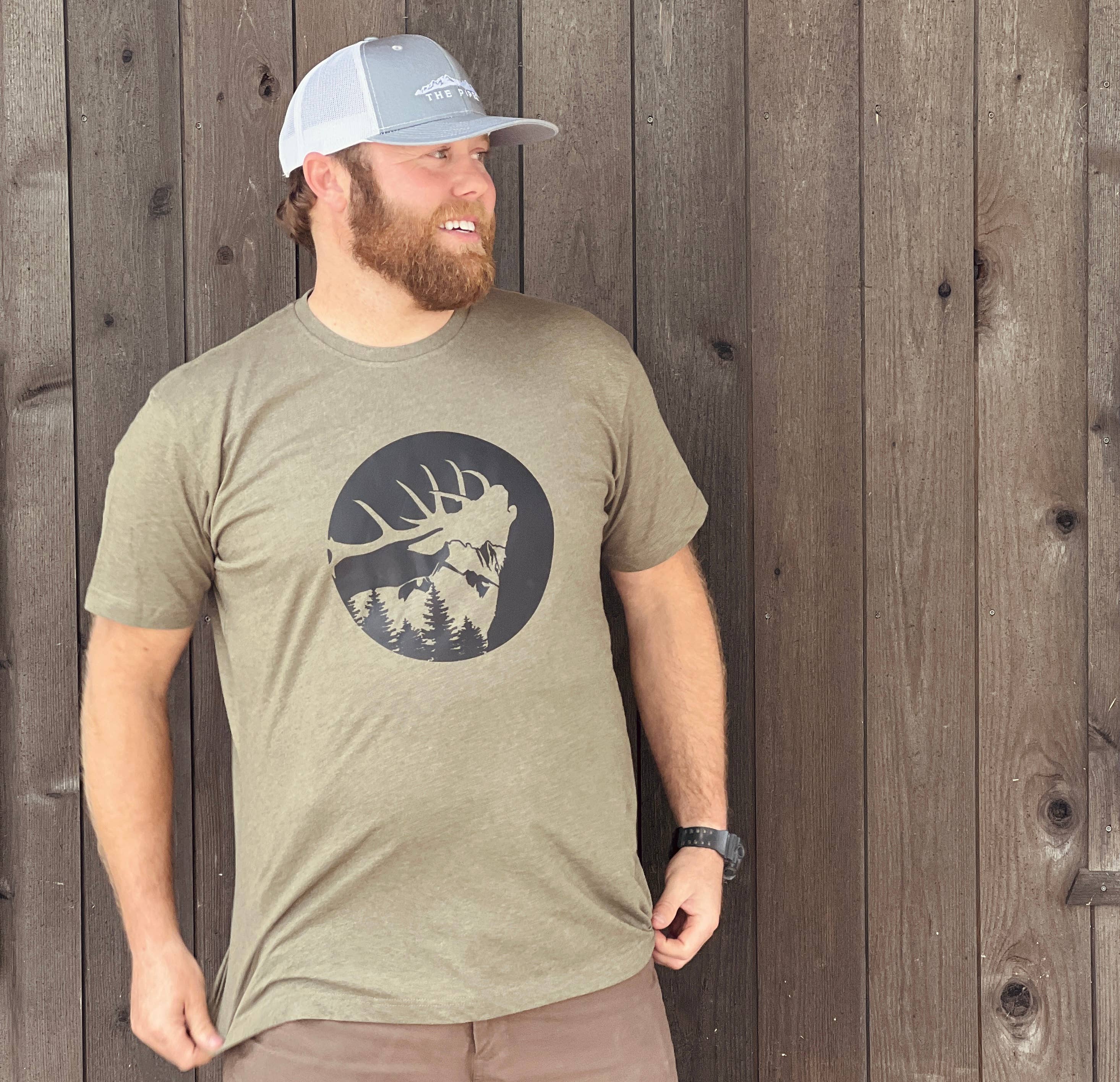 Bugling Bull Elk Adult Tee: Sea Foam / MT