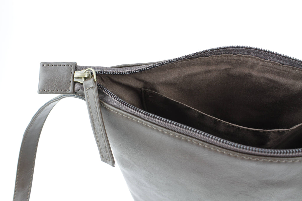 Vegan Leather Filigree Messenger with Concho RMHB 40 2504: Tan
