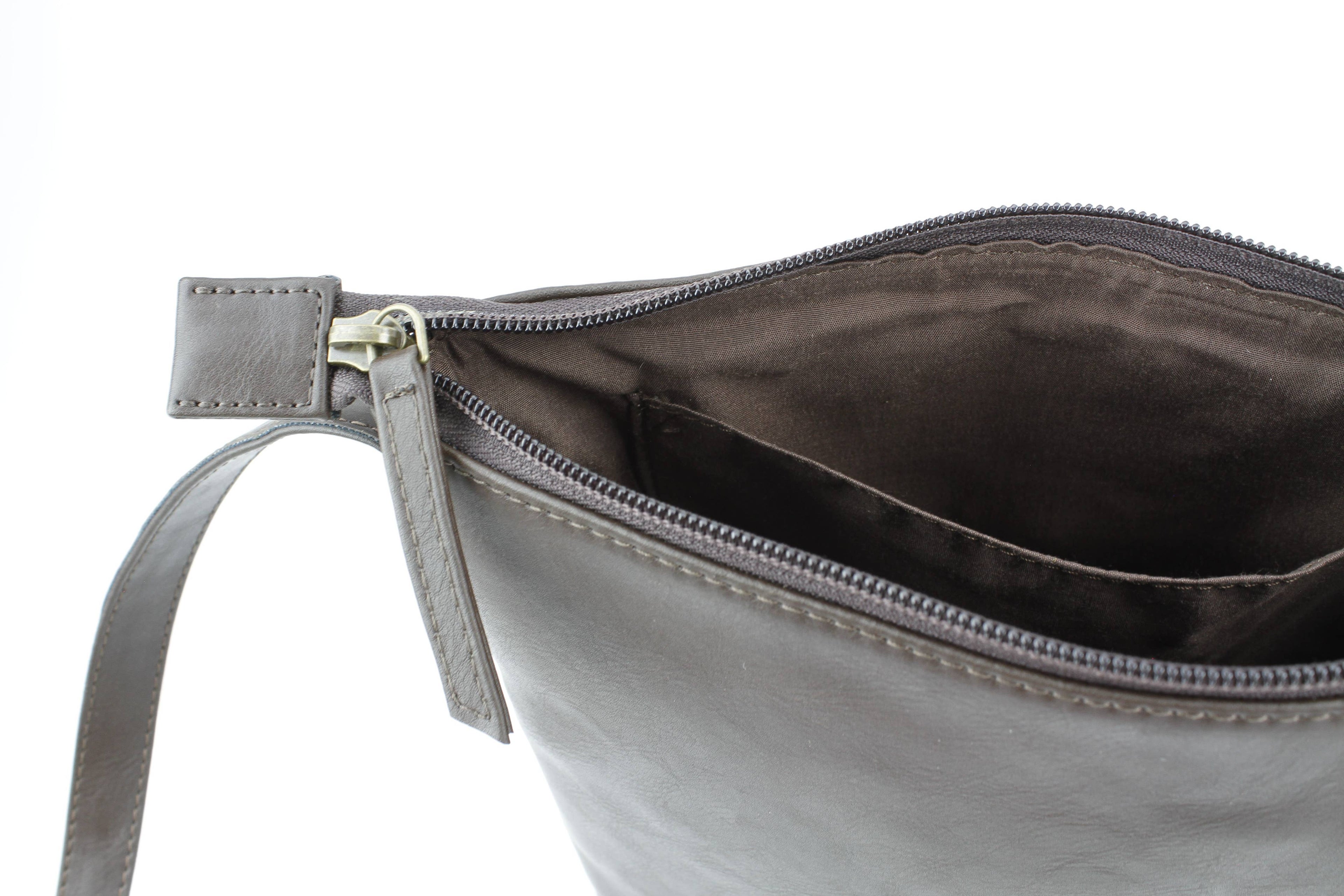 Vegan Leather Filigree Messenger with Concho RMHB 40 2504: Tan