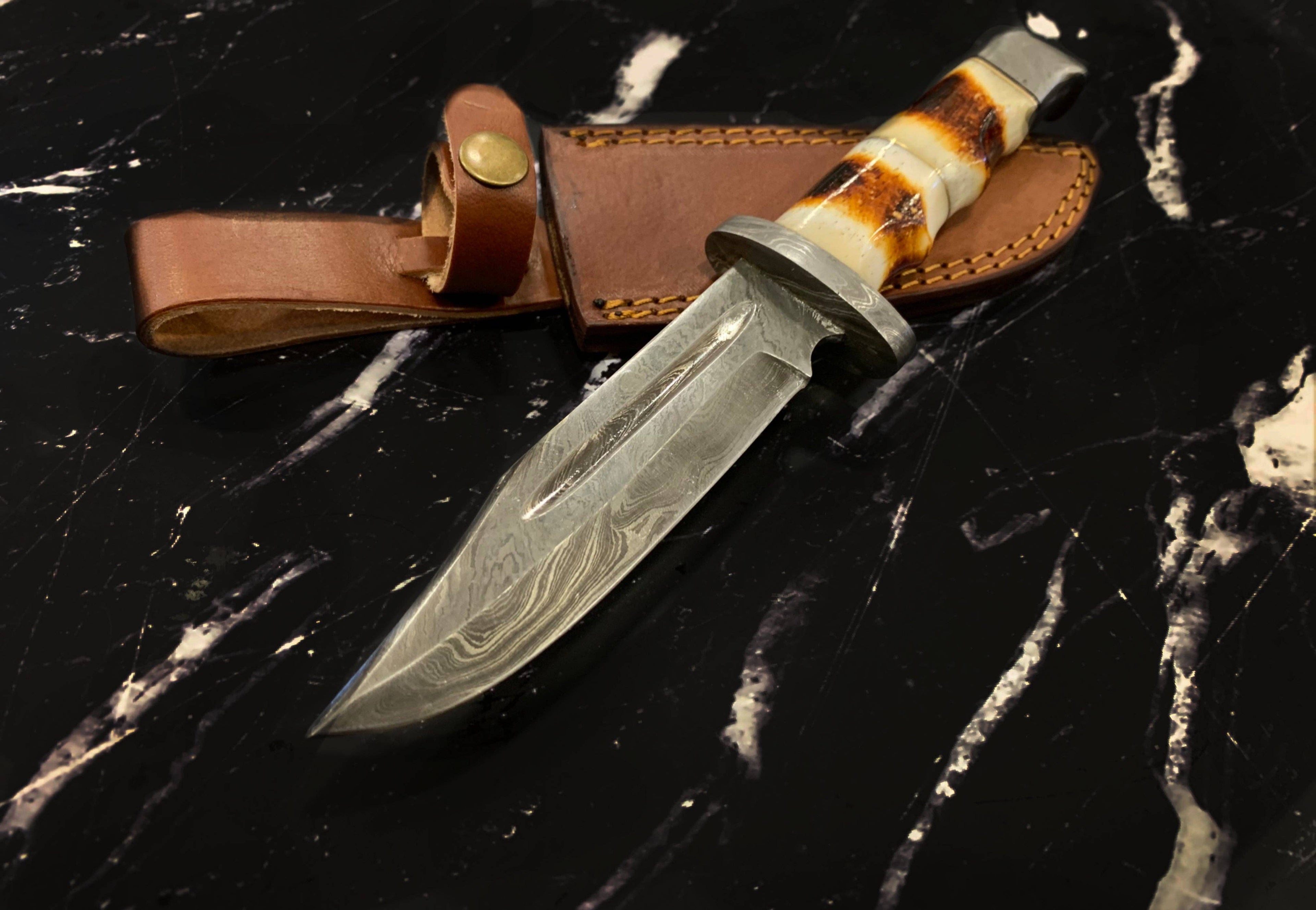 Damascus Hunting Knife Full Tang with Damascus Hilt Custom T: Burnt Bone / ML